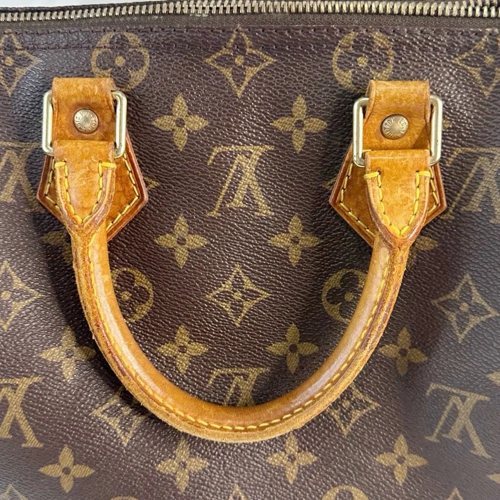 Louis Vuitton Speedy 25 Monogram Handbag - Picture 9 of 16